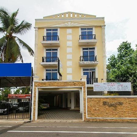 Oyo 126 Reliance Hotel Colombo Exterior photo
