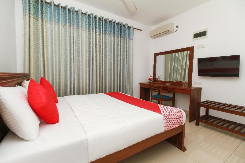 Oyo 126 Reliance Hotel Colombo Exterior photo