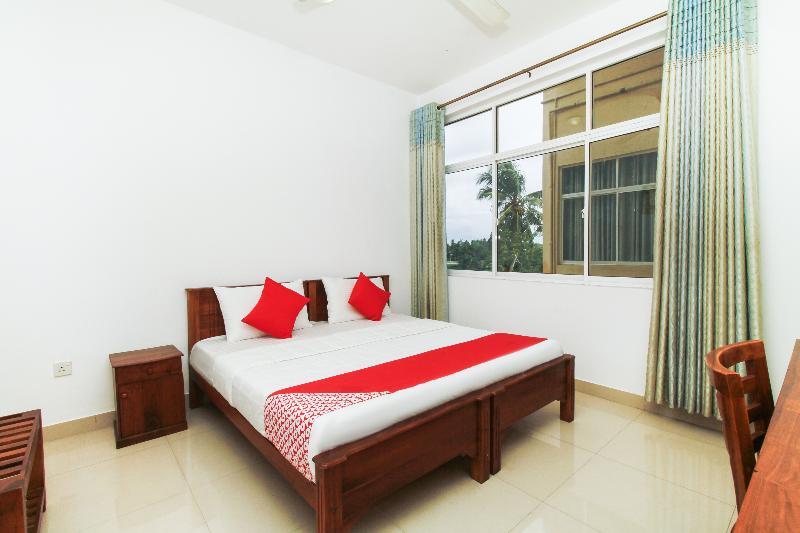Oyo 126 Reliance Hotel Colombo Exterior photo